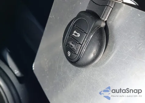 2017 Mini Hardtop Cooper из США, поврежденный, VIN WMWXP5C30H2F61330